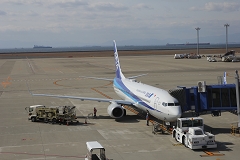 @B737